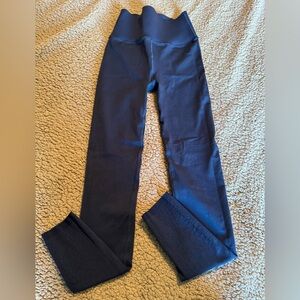 Fabletics High-Waisted SculptKnit Dot Leggings in navy NWOT